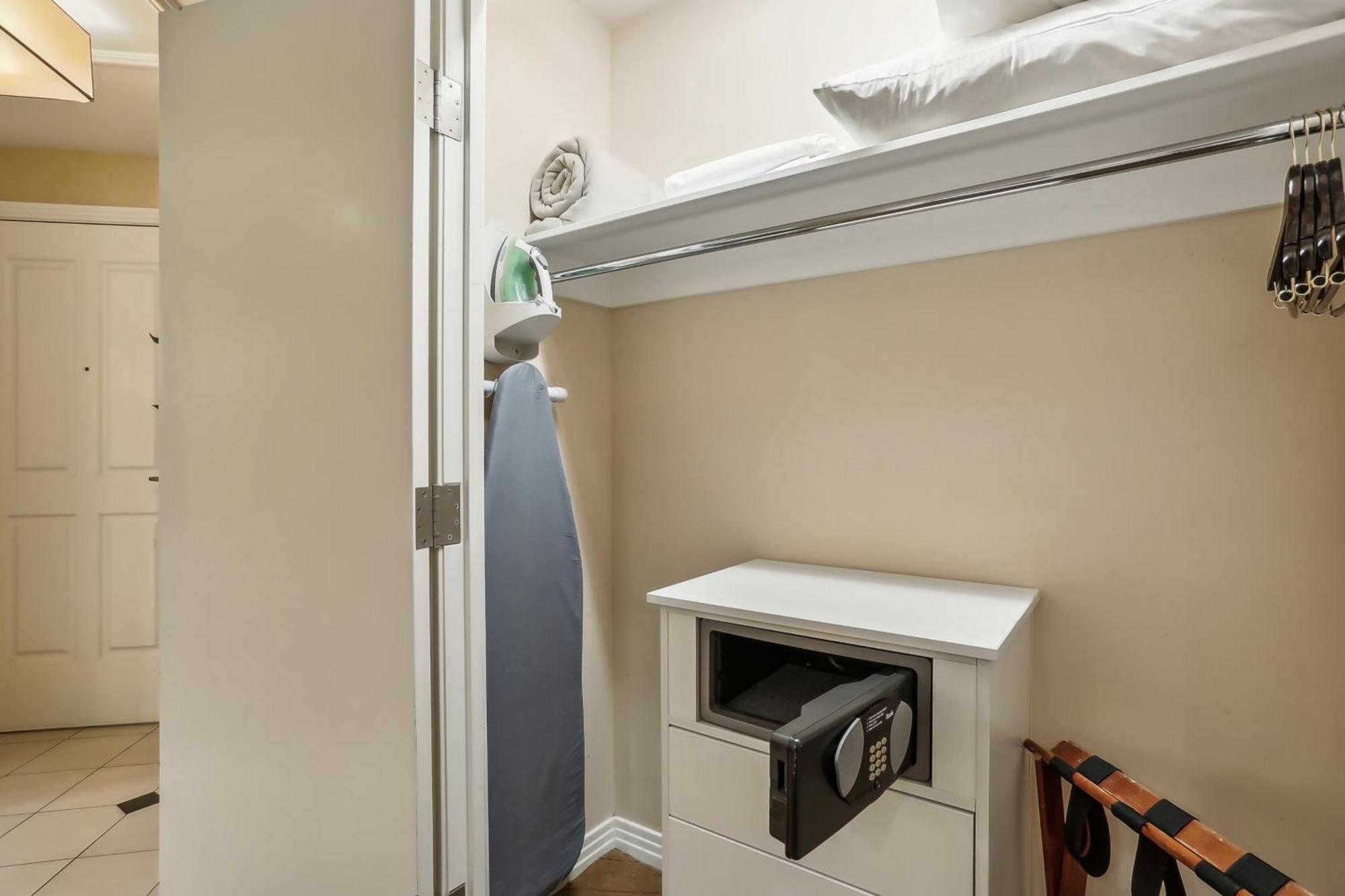 לאס וגאס Mgm Signature Deluxe Balcony Strip View Suite מראה חיצוני תמונה